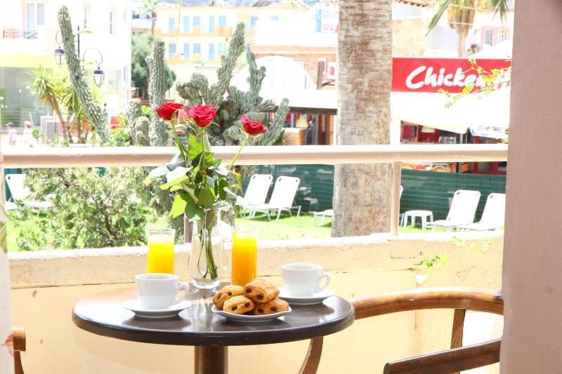 Le Palme Apartment มาเลีย ภายนอก รูปภาพ