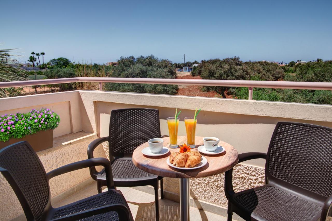 Le Palme Apartment มาเลีย ภายนอก รูปภาพ