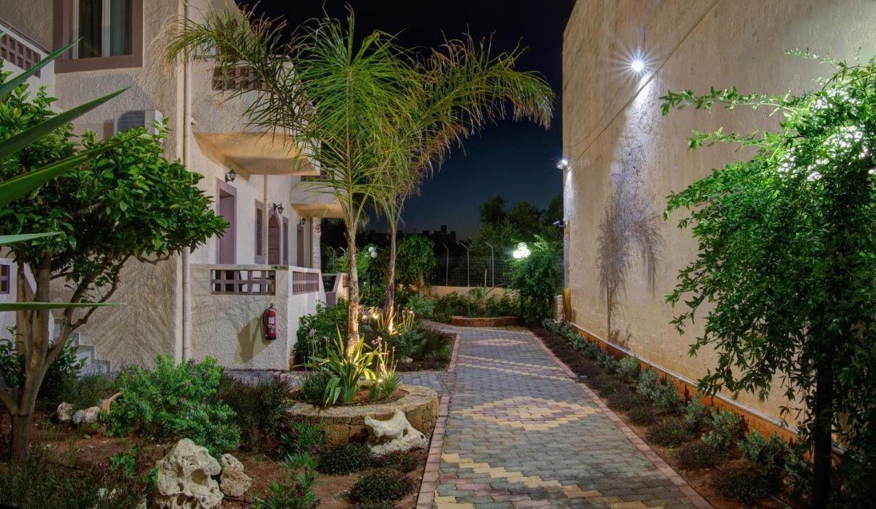Le Palme Apartment มาเลีย ภายนอก รูปภาพ